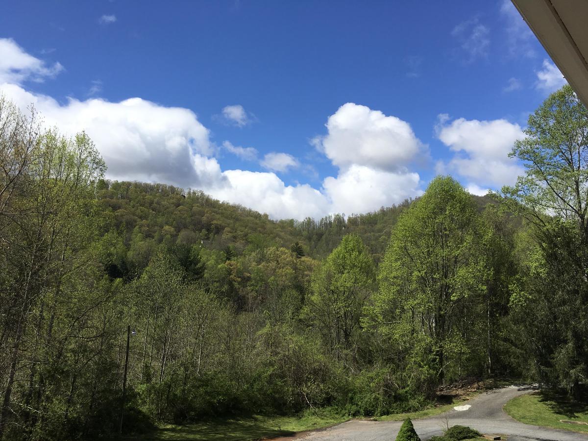 University Inn Cullowhee Eksteriør billede